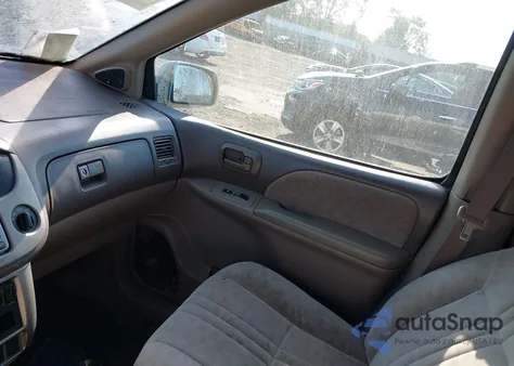 2001 Toyota Sienna Le/Xle z USA, uszkodzony, nr VIN 4T3ZF13C81U322318